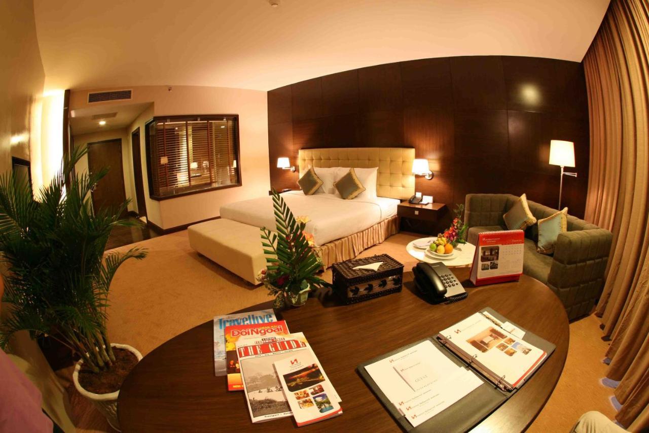 Aurora Hotel Plaza Bien Hoa Exterior photo
