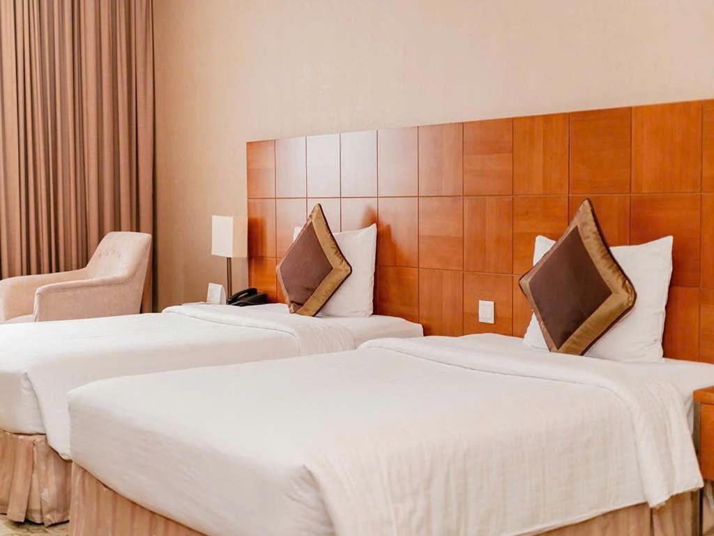 Aurora Hotel Plaza Bien Hoa Exterior photo